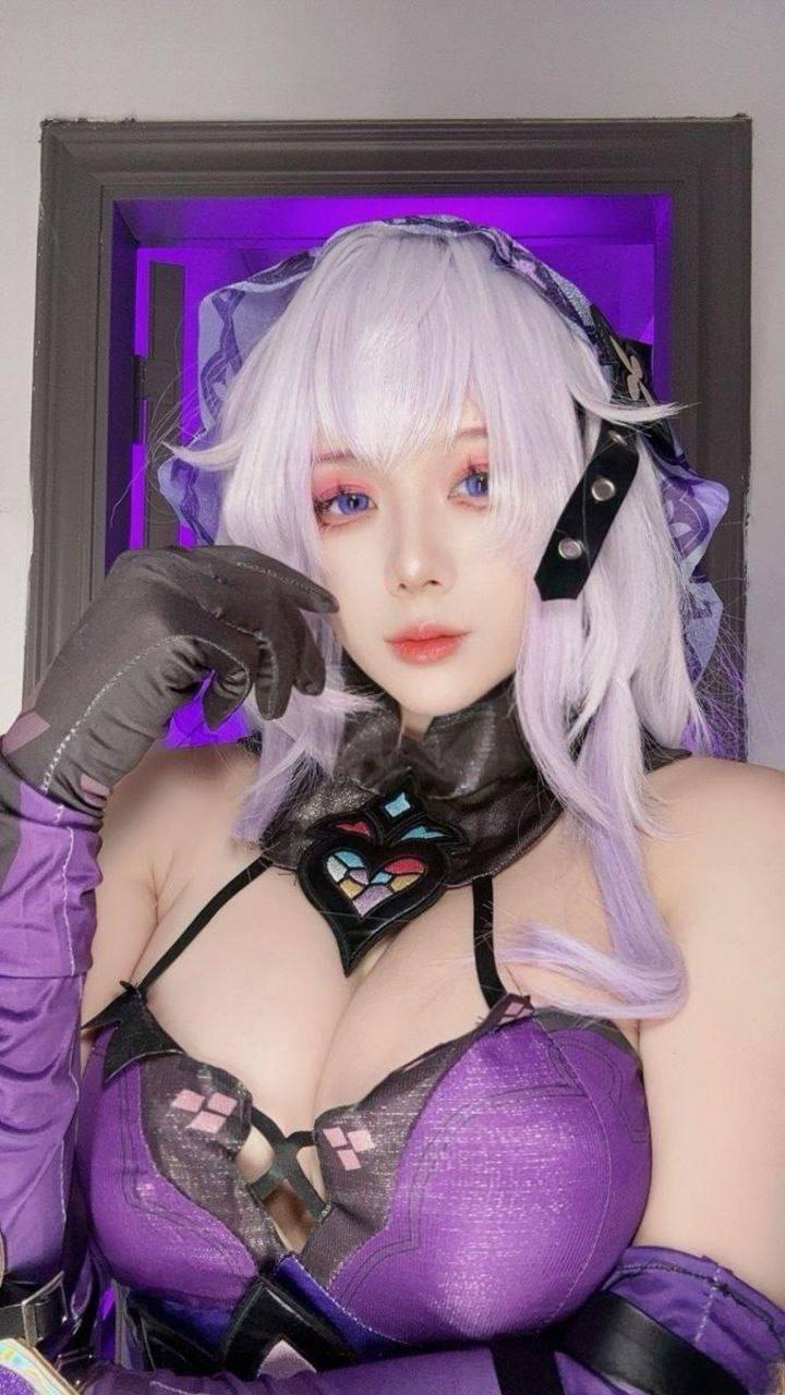超级乱婬Av片免费播放,メイリン モデルコレクション メ,观看免费无删减完整版